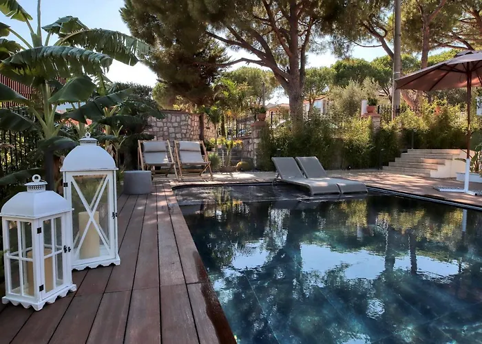 Cunda Pier Bed & Breakfast Ayvalı