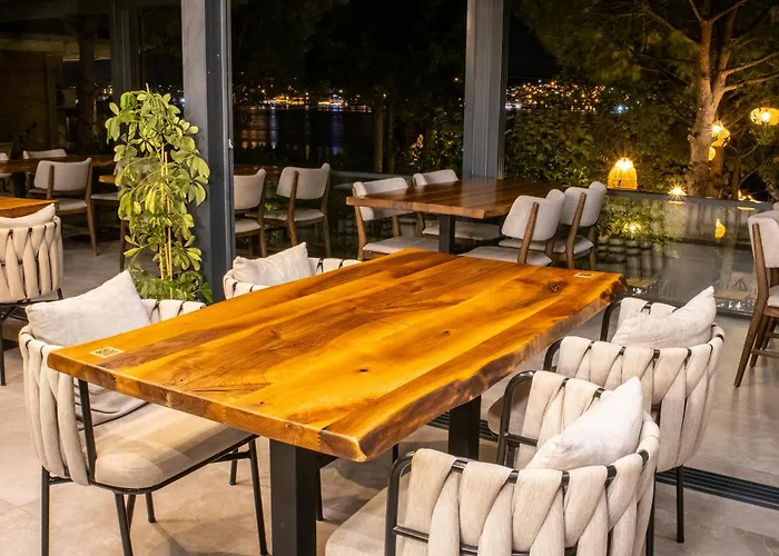 Cunda Pier Bed & Breakfast