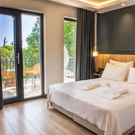 Oda ve Kahvaltı Cunda Pıer